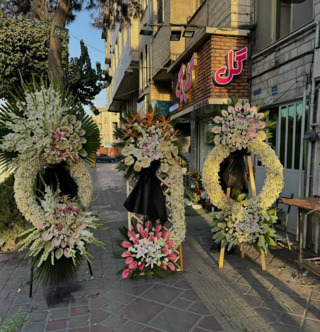 گل‌آرایی سالن‌های عروسی و مجالس